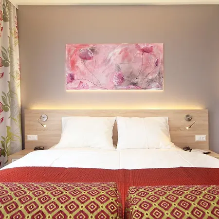 Keller Hotell